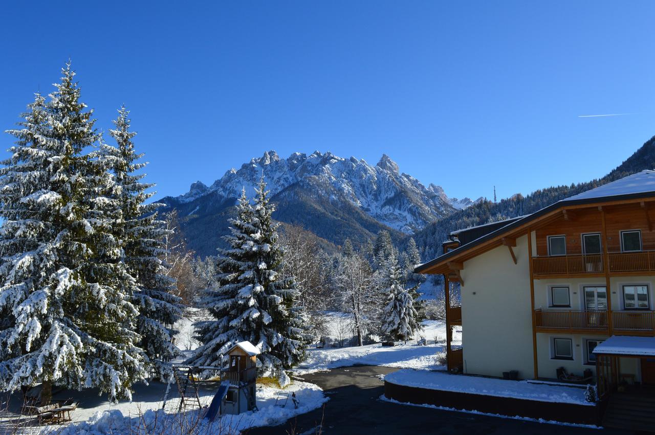 B&B Hotel Heidi Dobbiaco Dış mekan fotoğraf